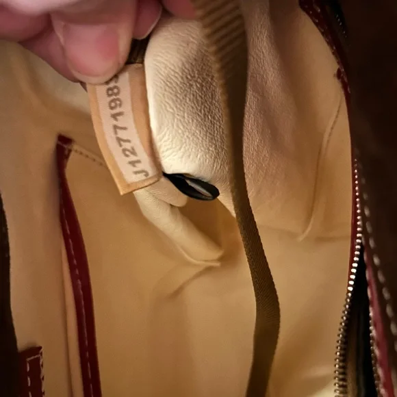 Dooney And Bourke Toscana Florentine leather Shoulder Bag In Red, EUC 🔥 - Picture 12 of 16